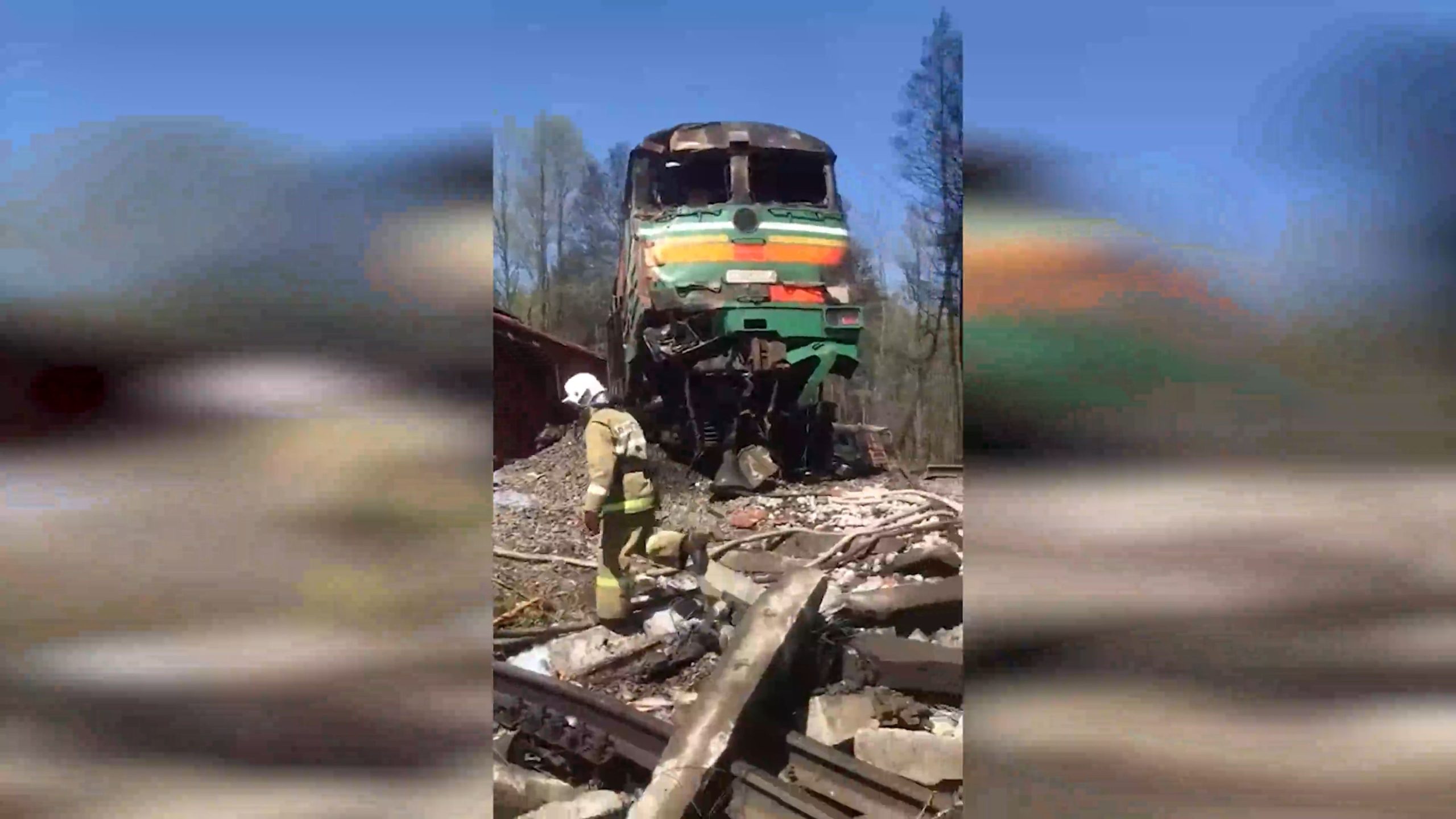 Видео с место крушения с комментариями очевидцев